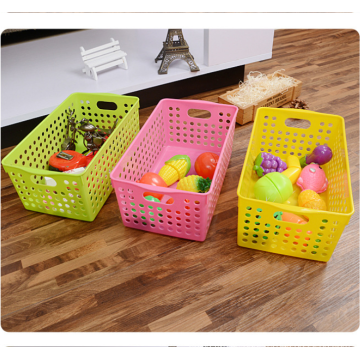 Eco-friendly wholesale storage sundries clear color basket plastic with handle